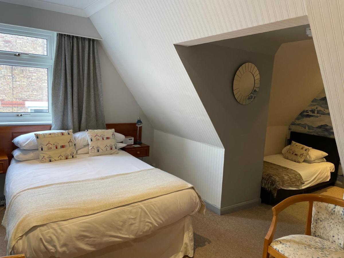 Knights Court Great Yarmouth Quarto foto